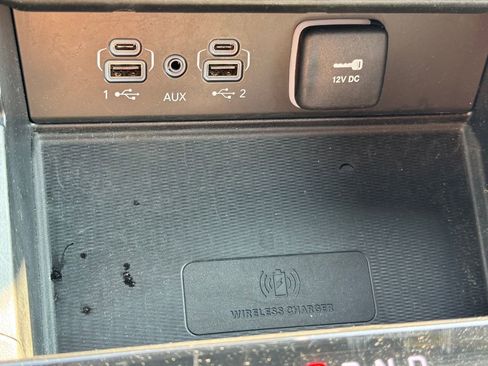 Used 2024 Jeep Grand Cherokee Altitude AWD/4WD image 25
