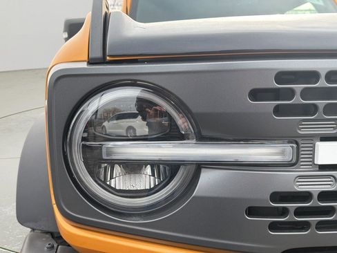 Used 2022 Ford Bronco Badlands image 10