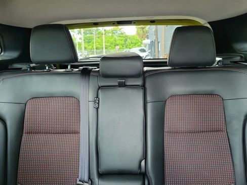 Used 2025 Nissan Kicks SR w/ SR Premium Package FWD image 26