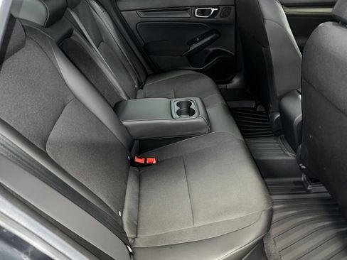 Used 2025 Honda Civic Sport image 25