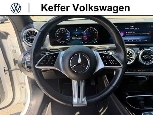 Used 2025 Mercedes-Benz CLA 250 4MATIC image 16