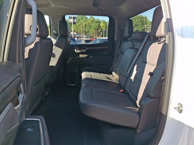 Used 2025 GMC Sierra 1500 SLT AWD/4WD image 10