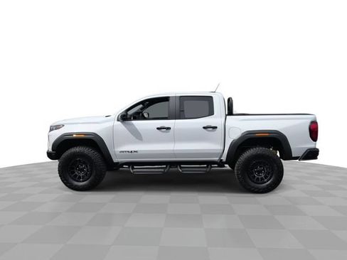 New 2026 GMC Canyon AT4X w/ AT4X AEV Edition AWD/4WD image 5