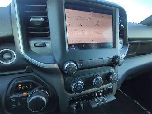 Used 2024 RAM 2500 Big Horn image 28