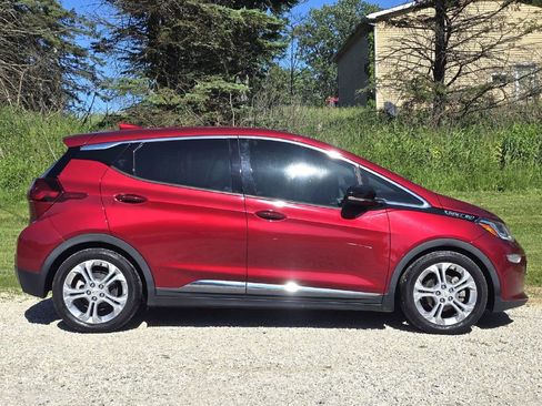 Used 2017 Chevrolet Bolt LT FWD image 8