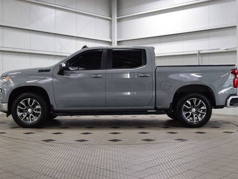 Used 2024 Chevrolet Silverado 1500 LT w/ Z71 Off-Road Package AWD/4WD image 4