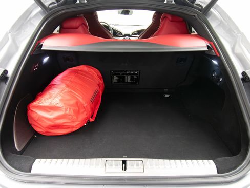 Used 2025 Ferrari Purosangue AWD/4WD image 36