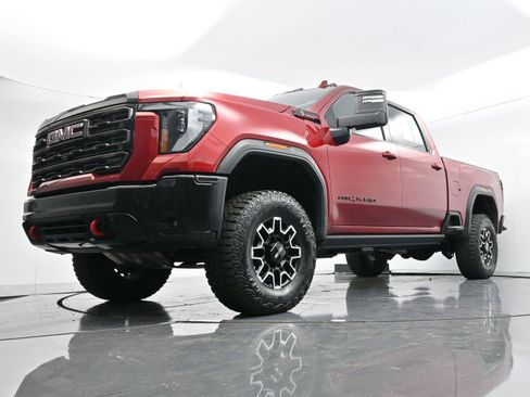 Used 2025 GMC Sierra 2500 AT4X image 48