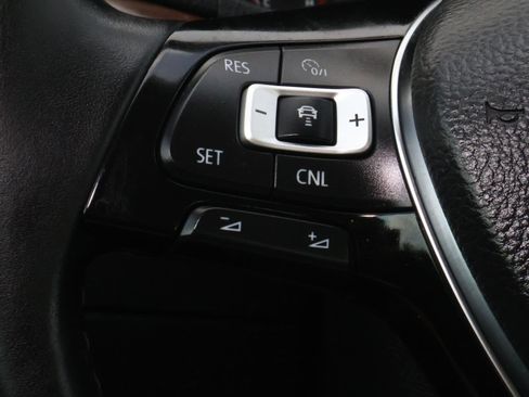 Used 2020 Volkswagen Passat 2.0T SEL image 23