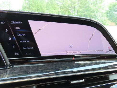 Used 2021 Cadillac Escalade Premium Luxury w/ Driver Assist Tech Package AWD/4WD image 34