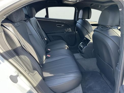 New 2026 Bentley Flying Spur Plug-In Hybrid AWD/4WD image 30
