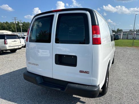Used 2020 GMC Savana 2500 w/ Driver Convenience Package RWD image 8