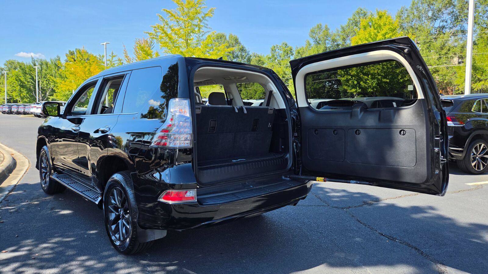 Used 2020 Lexus GX 460 Premium w/ Premium Package AWD/4WD image 70