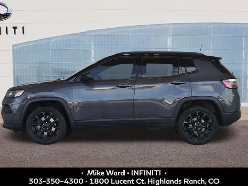 Used 2024 Jeep Compass Latitude w/ Convenience Group image 2