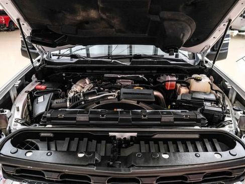 Used 2021 Chevrolet Silverado 3500 LT image 7