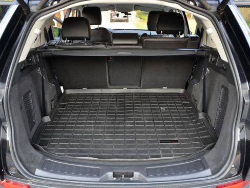 Used 2020 Land Rover Discovery Sport S image 13