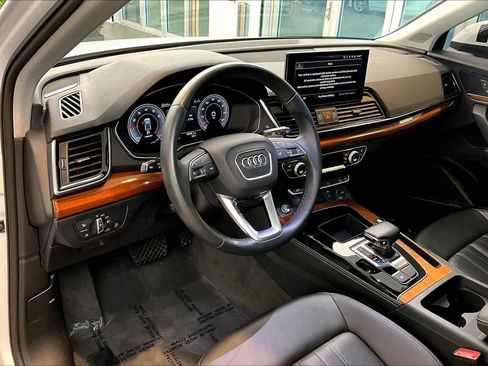 Certified 2023 Audi Q5 2.0T Premium Plus w/ Premium Plus Package image 17