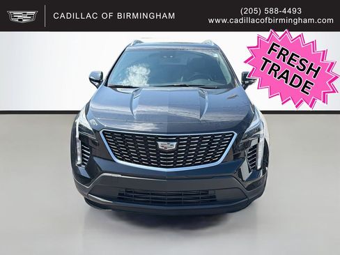 Used 2023 Cadillac XT4 Luxury w/ Cold Weather Package AWD/4WD image 2