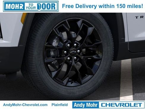 New 2026 Chevrolet Traverse LT w/ Midnight/Sport Edition image 9