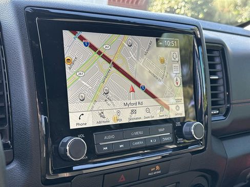 Used 2022 Nissan Frontier Pro-X w/ Technology Package image 17