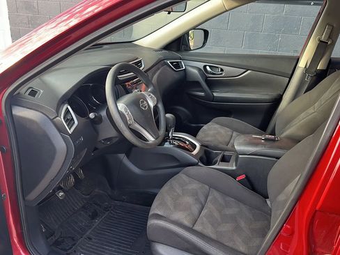 Used 2016 Nissan Rogue S image 17