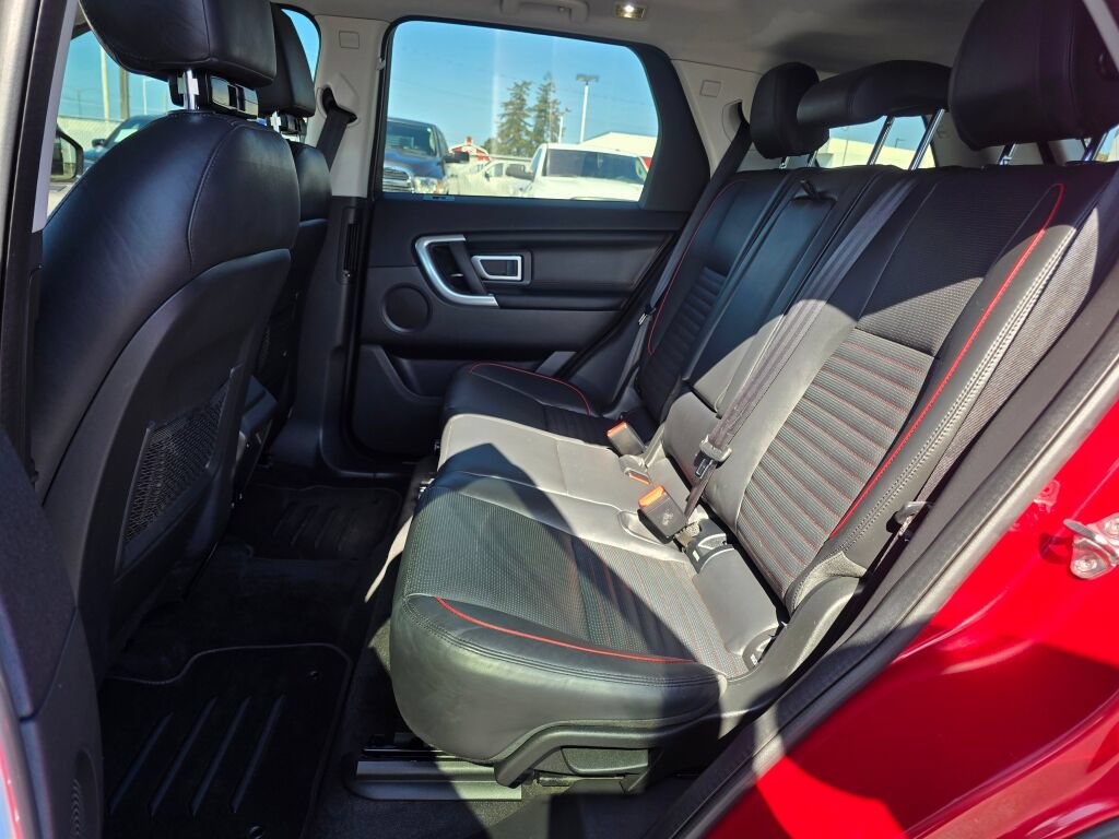 Used 2019 Land Rover Discovery Sport HSE AWD/4WD image 14