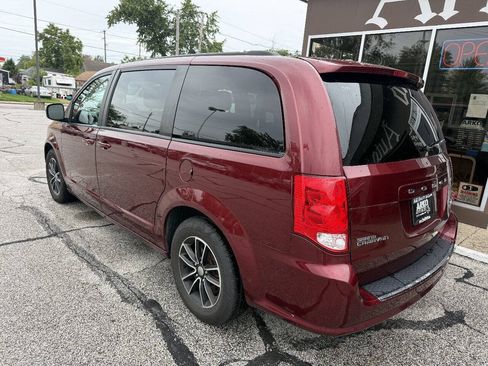 Used 2019 Dodge Grand Caravan GT FWD image 7