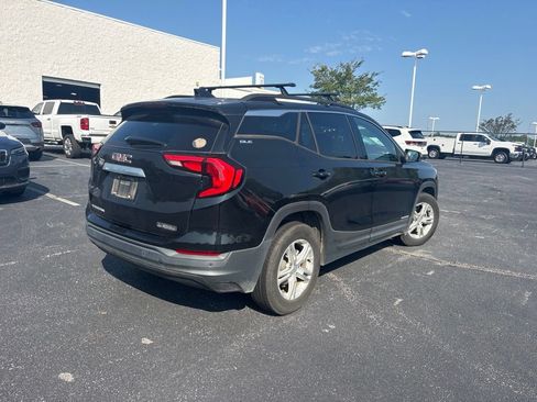 Used 2019 GMC Terrain SLE w/ Driver Convenience Package FWD image 3