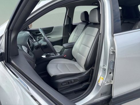 Used 2020 Chevrolet Equinox Premier image 29