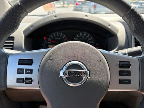 Used 2021 Nissan Frontier SV AWD/4WD image 17