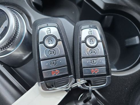 Used 2025 Ford Explorer ST AWD/4WD image 36
