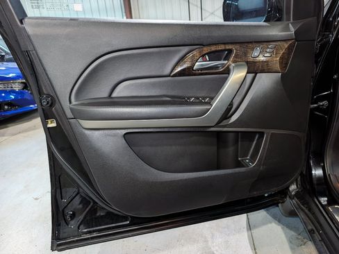 Used 2013 Acura MDX w/ Technology & Entertainment AWD/4WD image 13