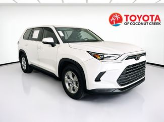 Used 2025 Toyota Grand Highlander FWD video 1