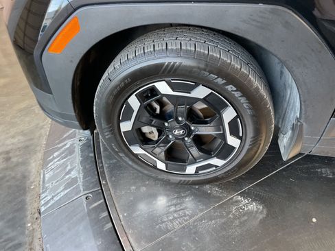 Used 2025 Hyundai Santa Fe SE image 13