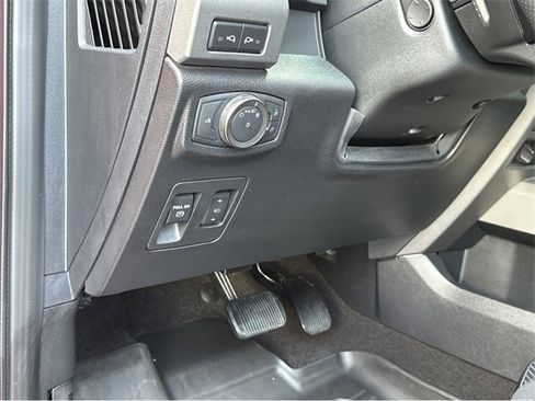 Used 2020 Ford F150 Raptor w/ Equipment Group 802A Luxury image 36