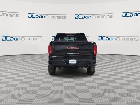 Used 2020 GMC Sierra 1500 AT4 w/ AT4 Premium Package image 7