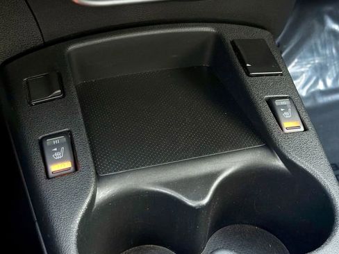 Used 2017 Nissan Leaf SV image 19