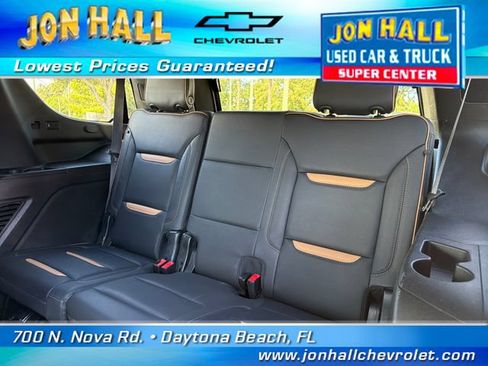 Used 2023 GMC Yukon AT4 w/ Technology Package AWD/4WD image 20