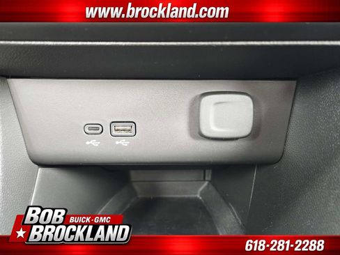 Used 2024 Buick Encore GX Preferred FWD image 28