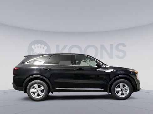 New 2026 Kia Sorento LX image 7
