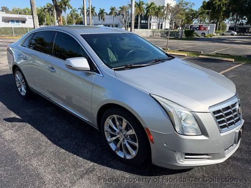 Used 2014 Cadillac XTS Luxury w/ Driver Awareness Package image 2