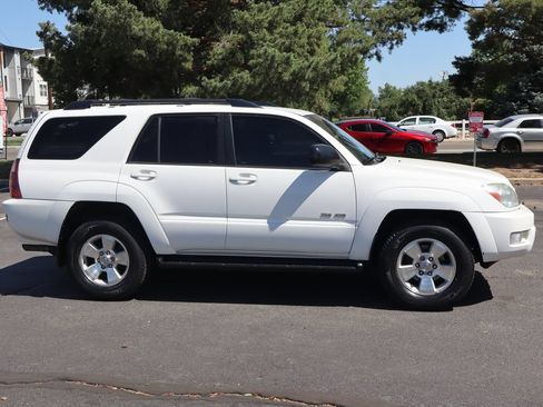 Used 2005 Toyota 4Runner Sport AWD/4WD image 3