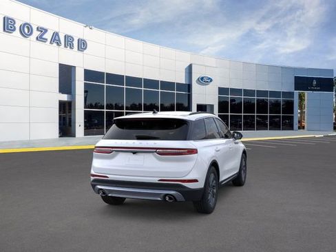 New 2026 Lincoln Corsair Premiere image 8