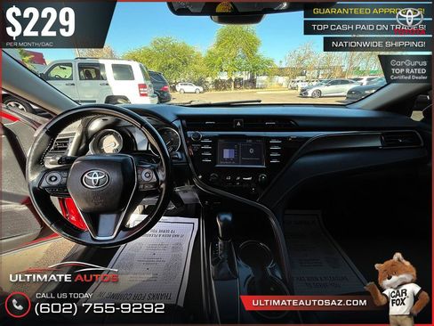 Used 2019 Toyota Camry SE w/ Carpet Mat Package FWD image 22