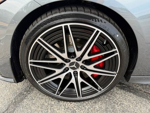 New 2025 Mercedes-Benz C 43 AMG 4MATIC image 9