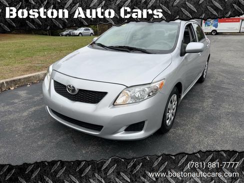Used 2010 Toyota Corolla LE image 1