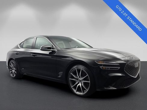 Used 2023 Genesis G70 2.0T RWD image 1