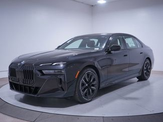 New 2026 BMW 760i xDrive w/ Premium Package video 1