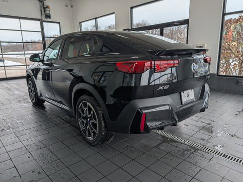 Used 2025 BMW X2 xDrive28i w/ Convenience Package image 4