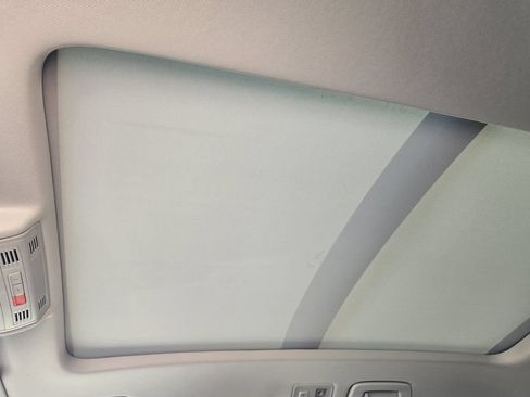 New 2026 Volkswagen Taos SE FWD image 23